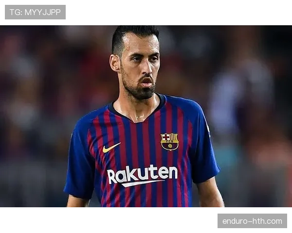 卡马文加与佩德里:技术型中场风格及战术适配差异分析 卡马文加与佩德里:技术型中场风格及战术适配差异分析